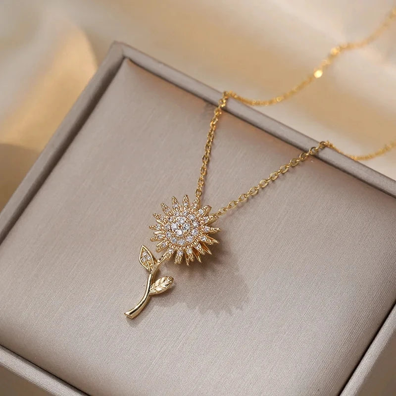 Sun Blossom Spinner Necklace