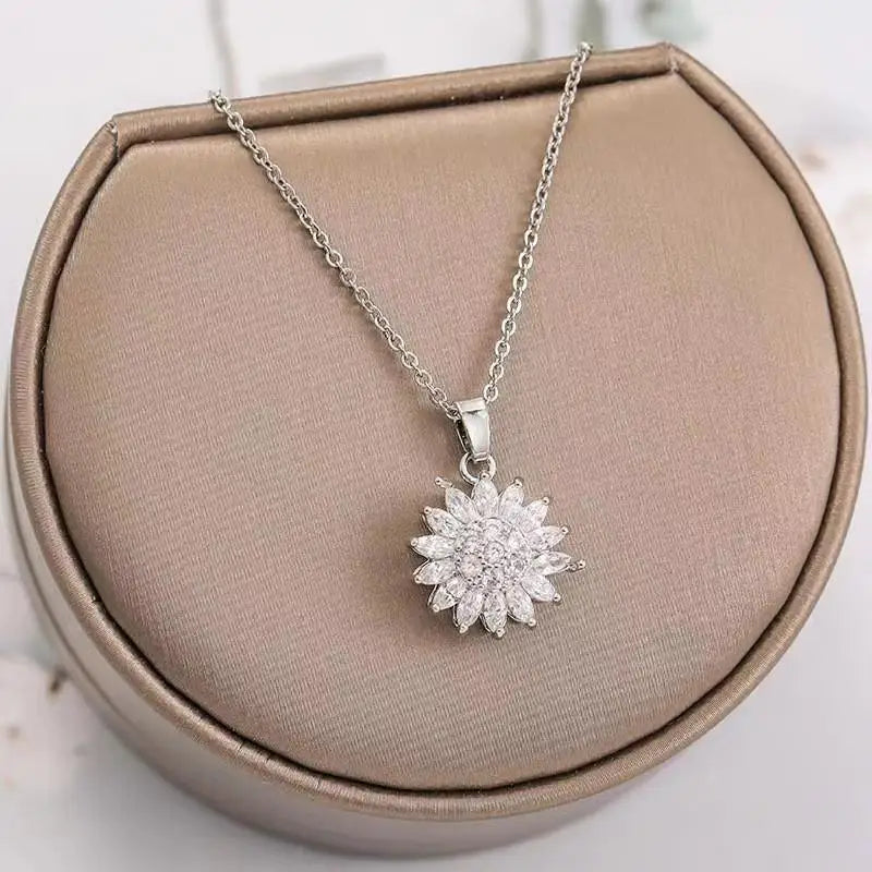 Sun Blossom Spinner Necklace