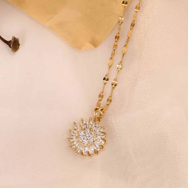 Sun Blossom Spinner Necklace